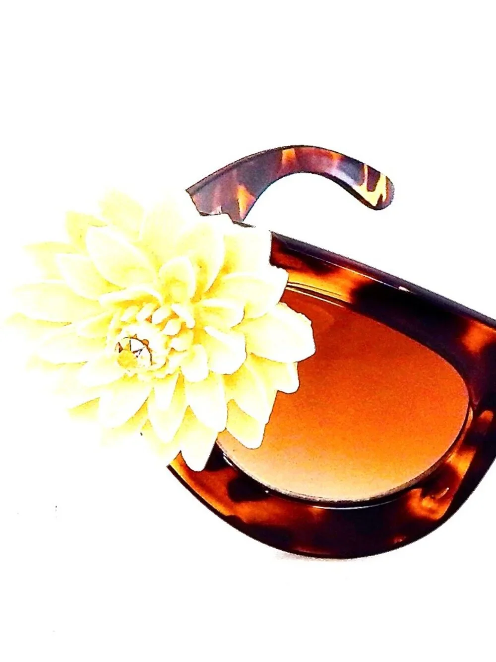 GASOLINE GLAMOUR CATS MEOW CREAM LILY POND GLASSES 🪷🪷🪷